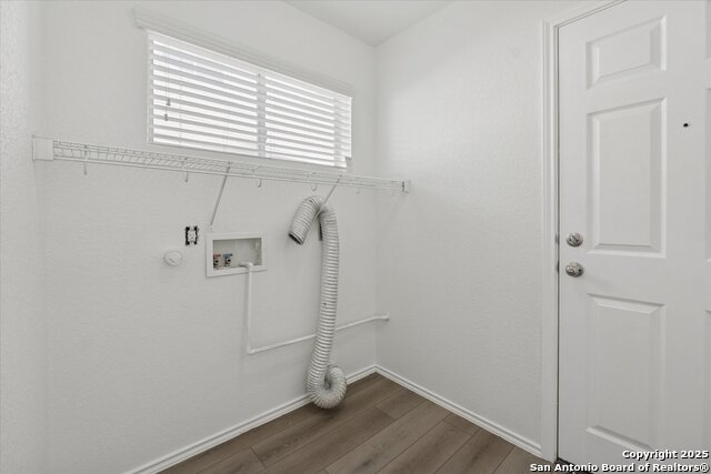 Image 19 of 46 For 9219 Hanover