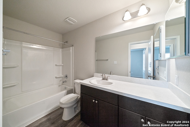 Image 20 of 24 For 9709 Marbach Brook