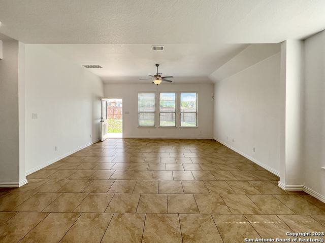 Image 13 of 36 For 22410 Akin Fawn