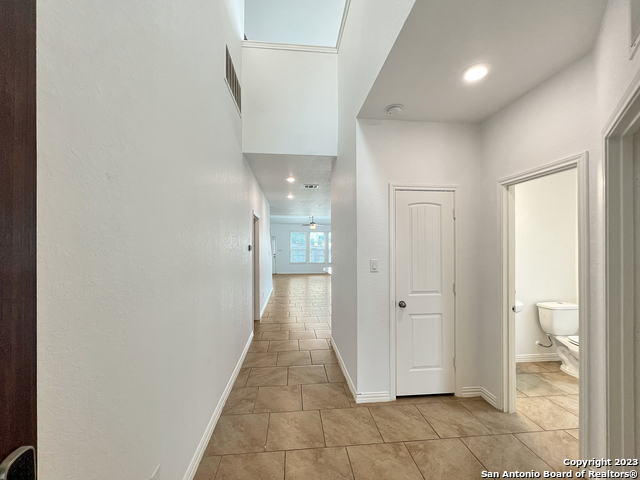 Image 4 of 36 For 22410 Akin Fawn