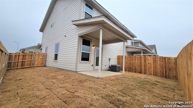 Listing photo id 11 for 10330 Candlewood Way