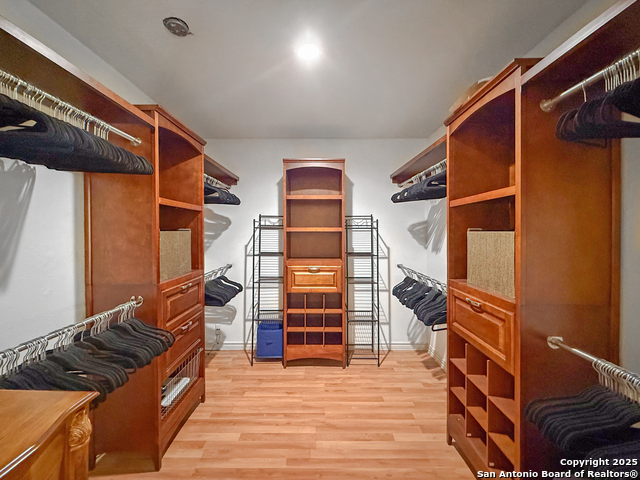 Image 17 of 37 For 7103 Autumn Park