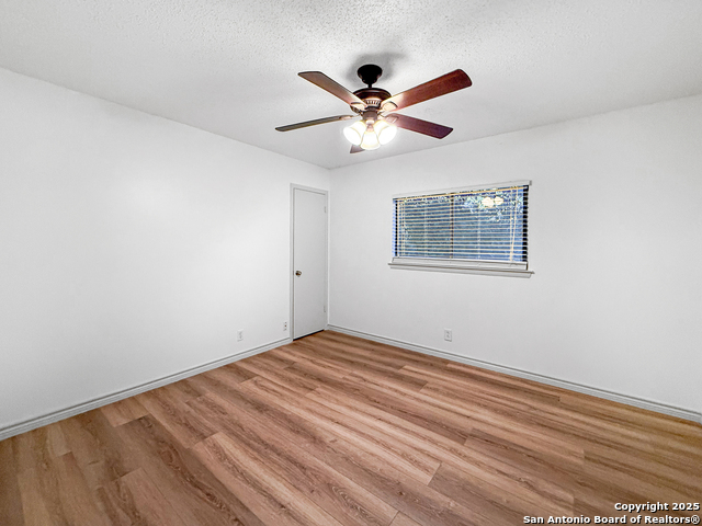 Image 18 of 37 For 7103 Autumn Park