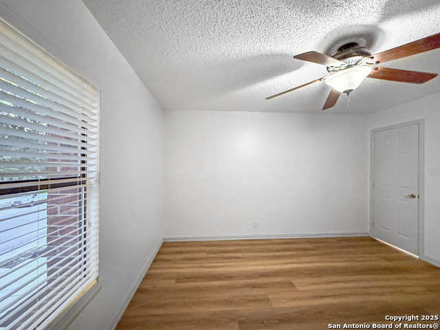 Image 20 of 37 For 7103 Autumn Park