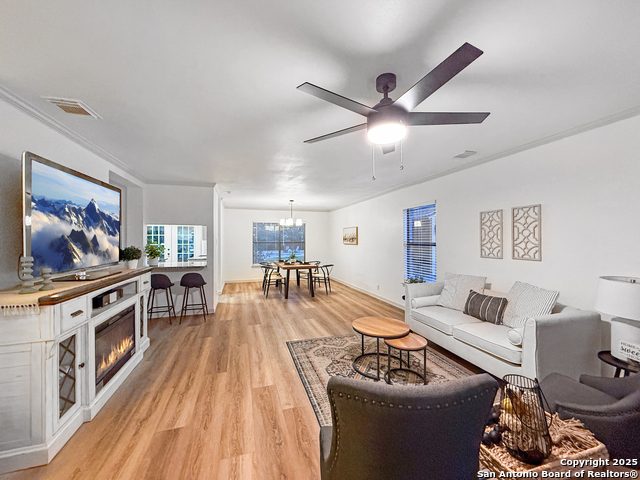 Image 3 of 37 For 7103 Autumn Park