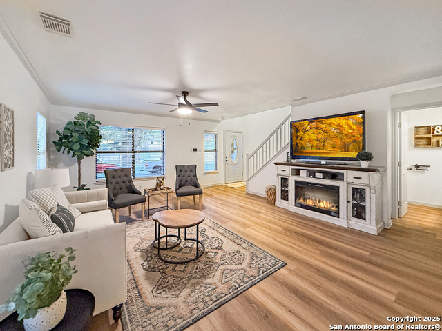 Image 4 of 37 For 7103 Autumn Park