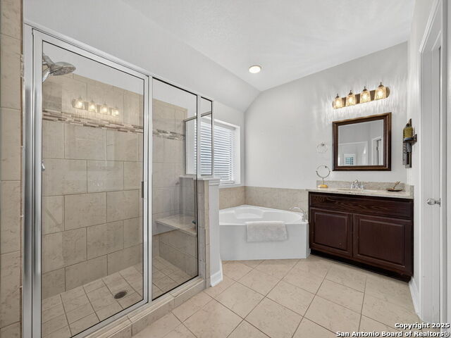 Image 21 of 31 For 2623 Ladera  