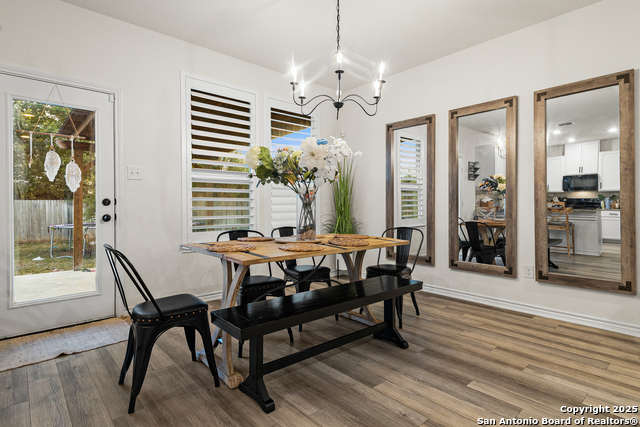 Listing photo id 8 for 11232 October Stead