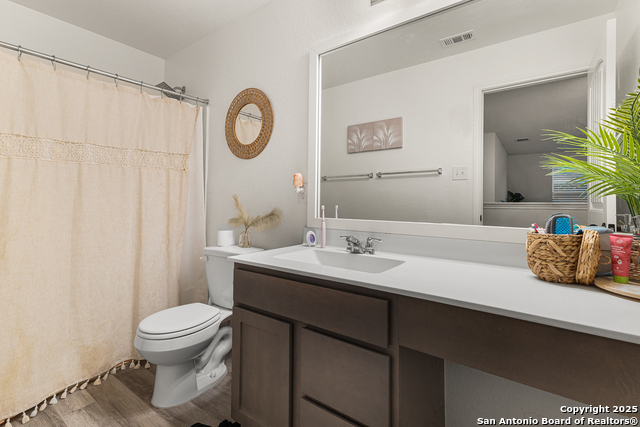 Listing photo id 19 for 11232 October Stead