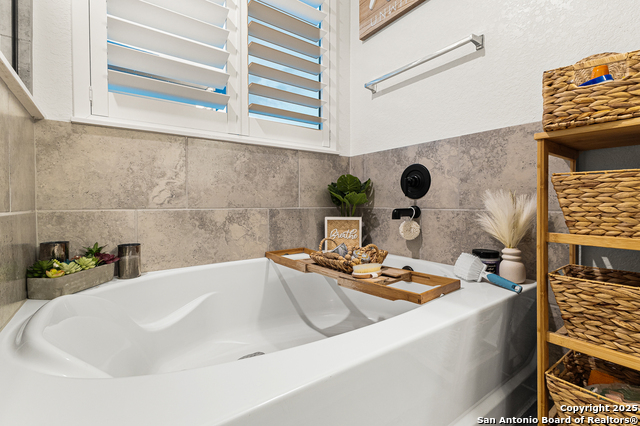 Listing photo id 26 for 11232 October Stead