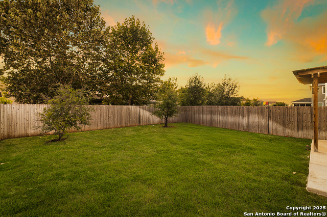 Listing photo id 31 for 11232 October Stead