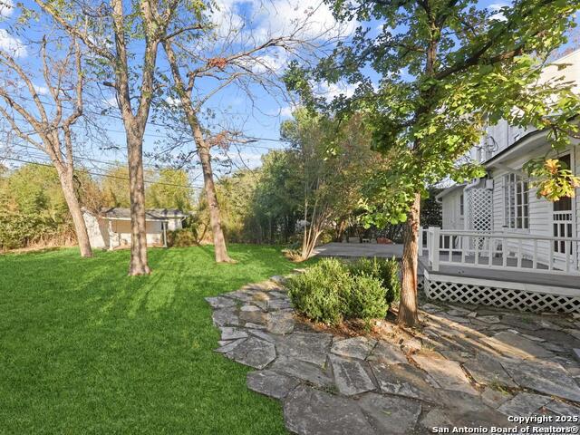 Image 27 of 40 For 123 Mandalay