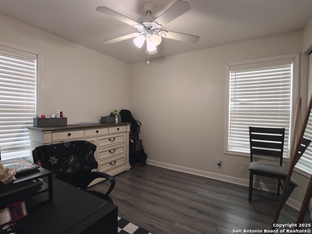 Image 10 of 16 For 915 Rexford  