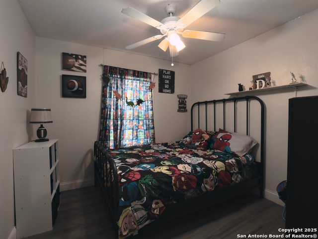 Image 9 of 16 For 915 Rexford  