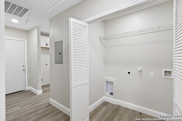 Image 26 of 28 For 2210 Crockett