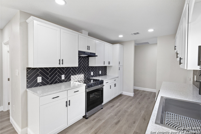 Image 4 of 28 For 2210 Crockett