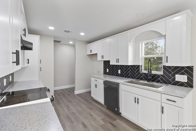 Image 5 of 28 For 2210 Crockett