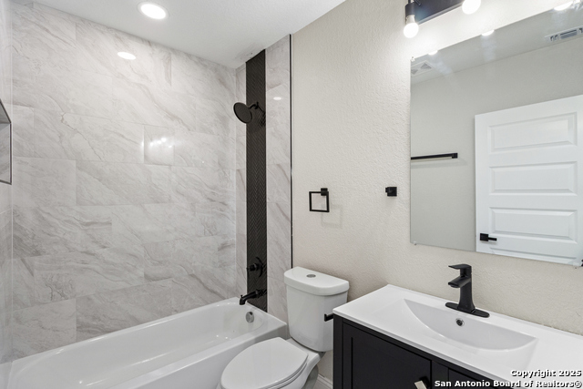 Image 7 of 28 For 2210 Crockett