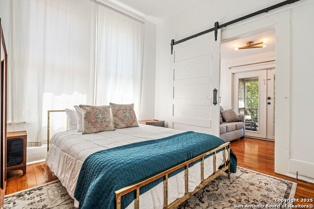 Image 25 of 40 For 225 Madison  