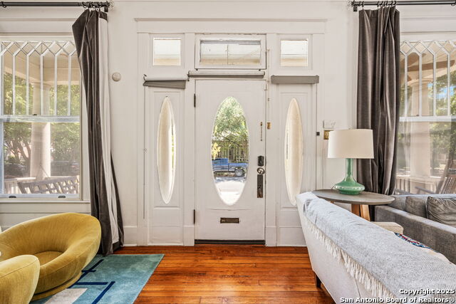 Image 4 of 40 For 225 Madison  