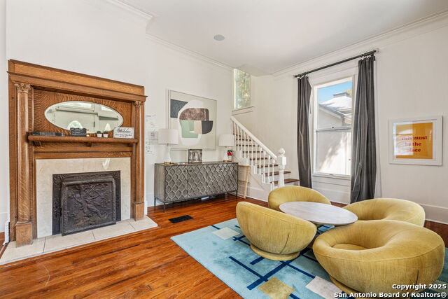 Image 5 of 40 For 225 Madison  