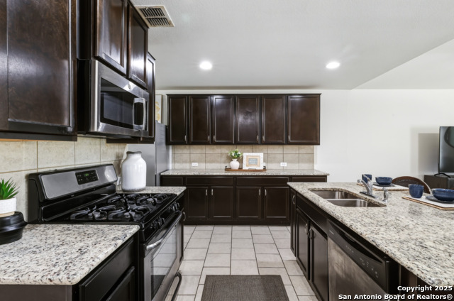 Image 11 of 31 For 742 Halogen Way