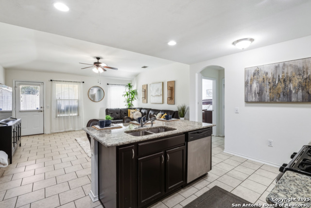 Image 13 of 31 For 742 Halogen Way