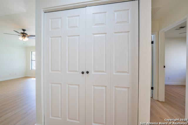 Image 30 of 48 For 201 Anhalt  