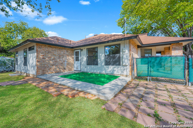 Image 44 of 48 For 201 Anhalt  