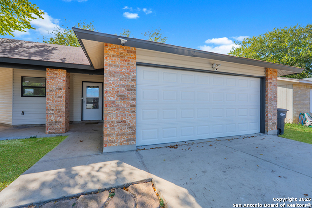 Image 6 of 48 For 201 Anhalt  