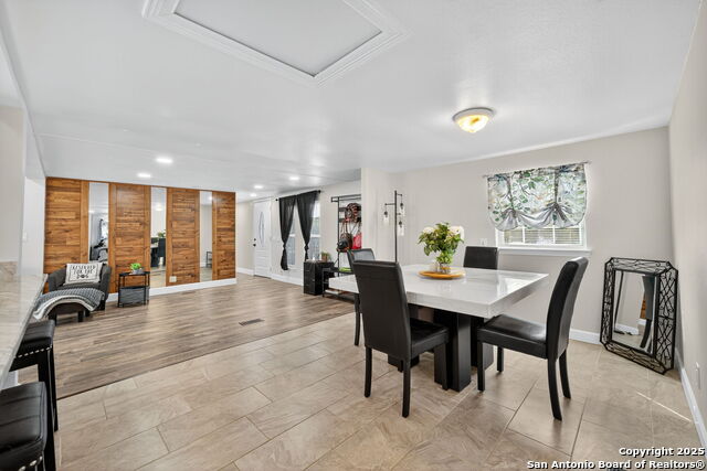 Image 11 of 43 For 974 S Addison