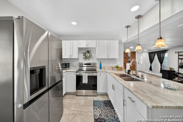 Image 15 of 43 For 974 S Addison