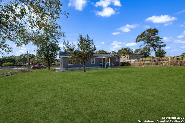 Image 25 of 43 For 974 S Addison