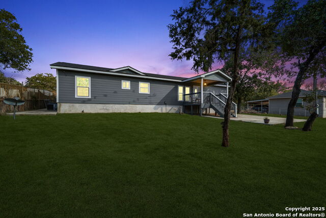 Image 3 of 43 For 974 S Addison