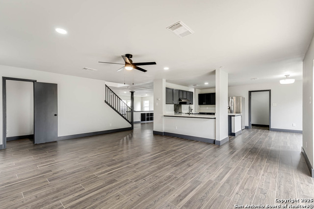 Image 12 of 43 For 8626 Vantage