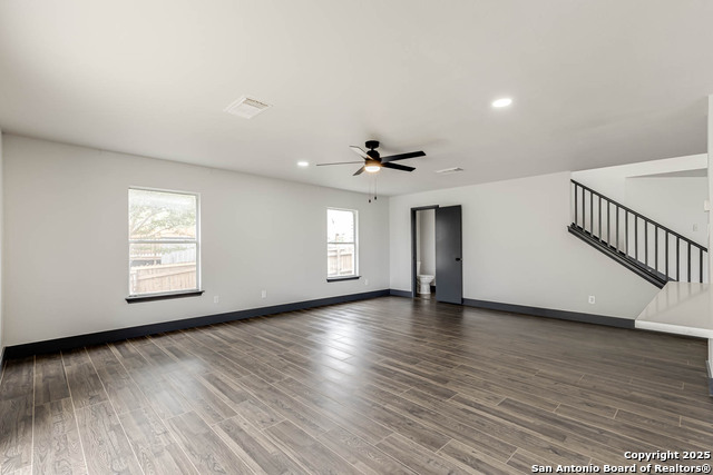 Image 13 of 43 For 8626 Vantage