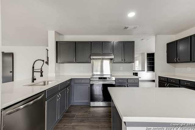 Image 17 of 43 For 8626 Vantage