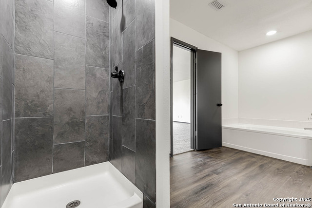 Image 30 of 43 For 8626 Vantage