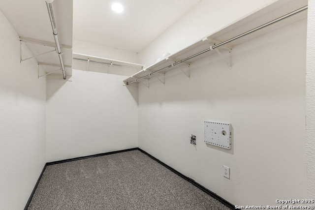 Image 31 of 43 For 8626 Vantage