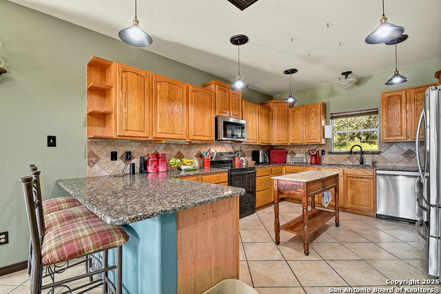 Image 10 of 30 For 518 Oracle  