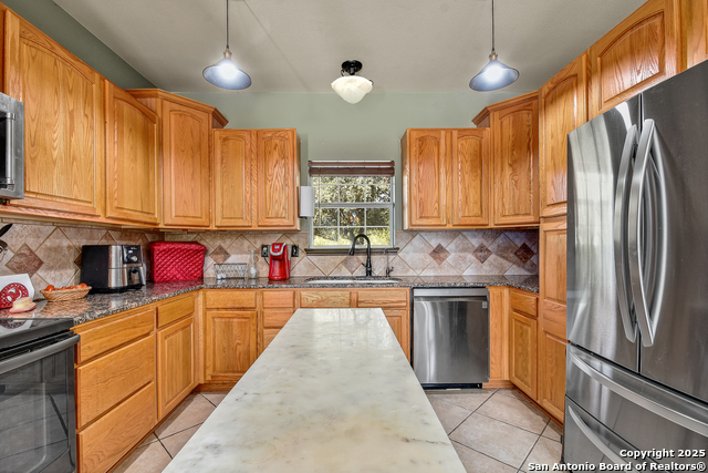 Image 11 of 30 For 518 Oracle  