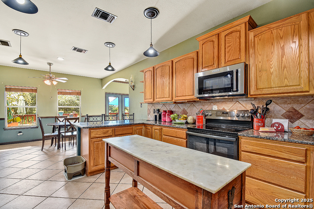 Image 12 of 30 For 518 Oracle  