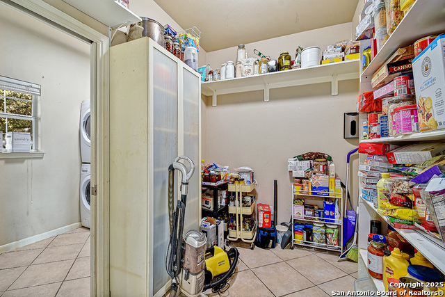 Image 14 of 30 For 518 Oracle  