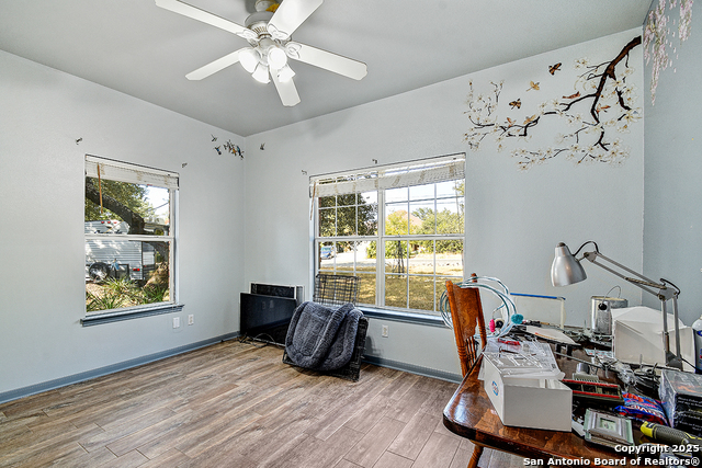 Image 19 of 30 For 518 Oracle  