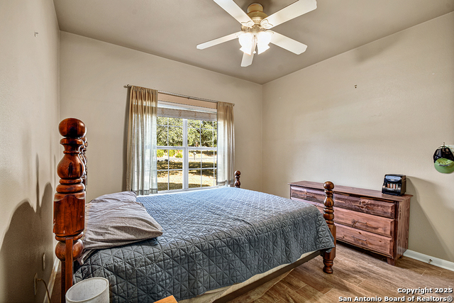 Image 20 of 30 For 518 Oracle  