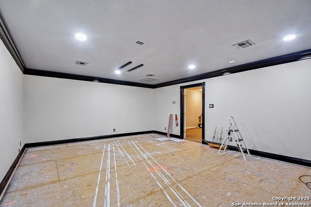 Image 25 of 30 For 518 Oracle  