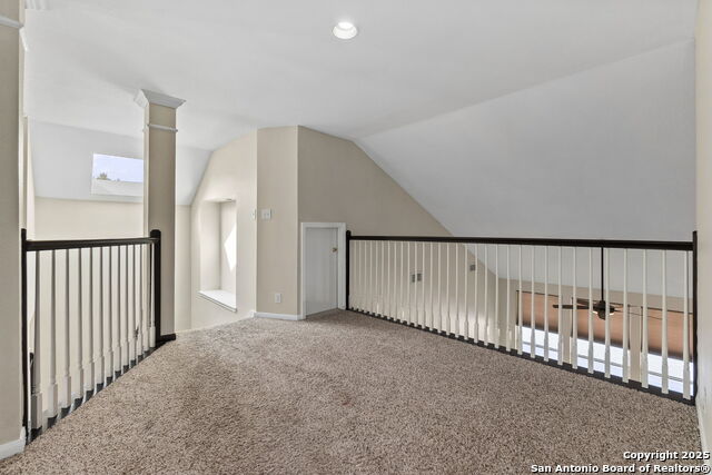 Image 15 of 27 For 6119 Hart Glen