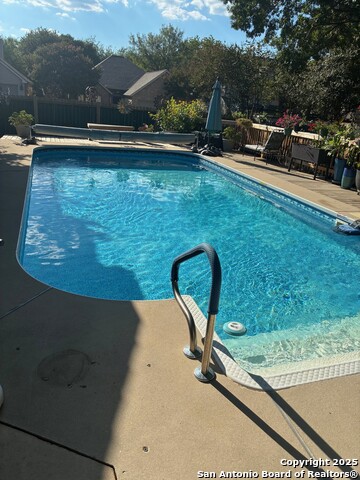 Image 26 of 27 For 6119 Hart Glen