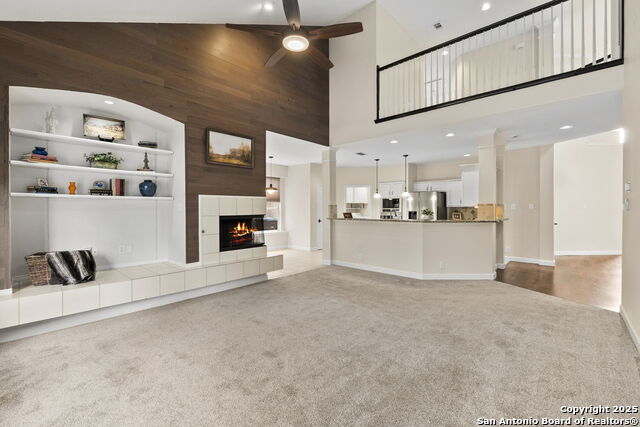 Image 4 of 27 For 6119 Hart Glen