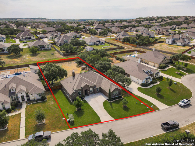 Listing photo id 38 for 239 Lawrence